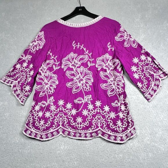 Solitaire Tunic Top Medium Floral Embroidered Scallop Trim Pullover Boho Blouse - Picture 8 of 11
